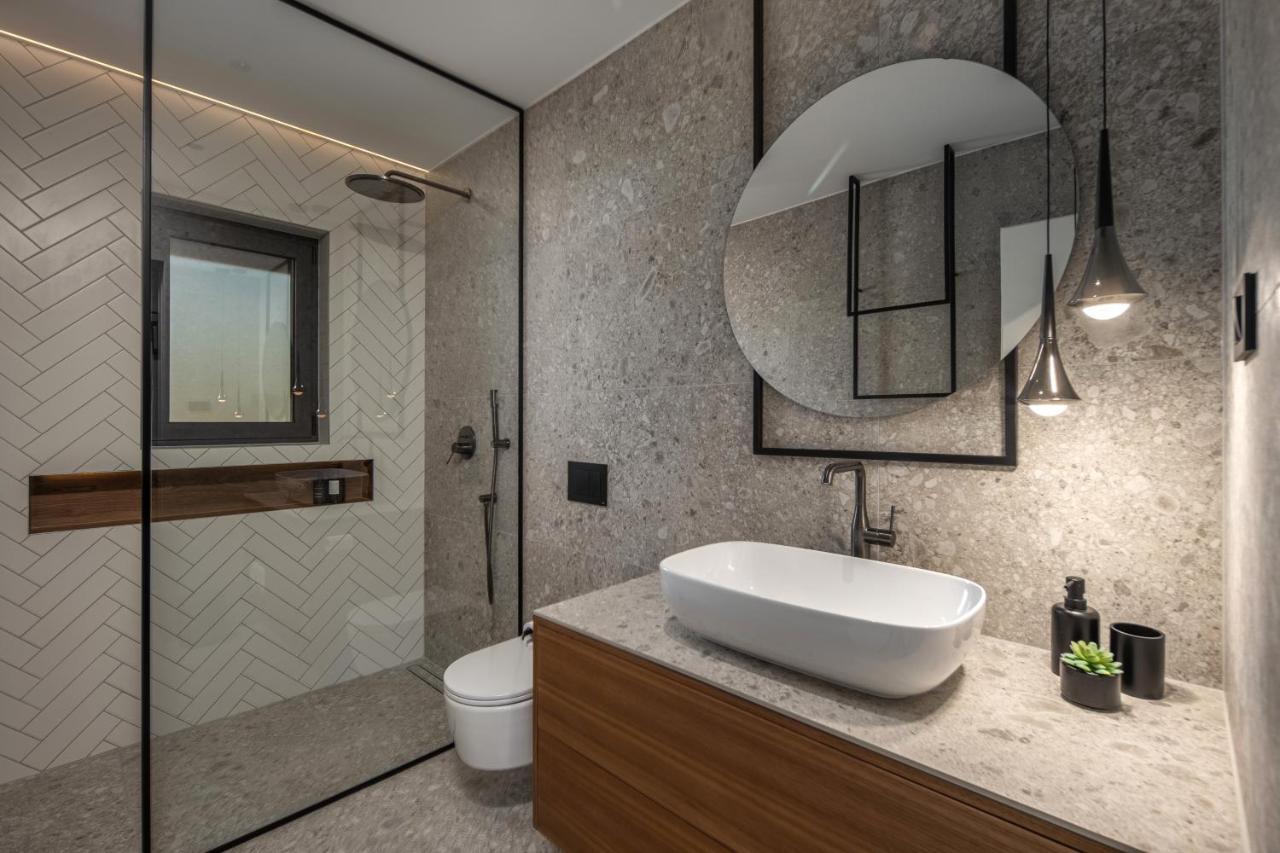 Villa Ameli Apartment With Swimming Pool 里耶卡 外观 照片