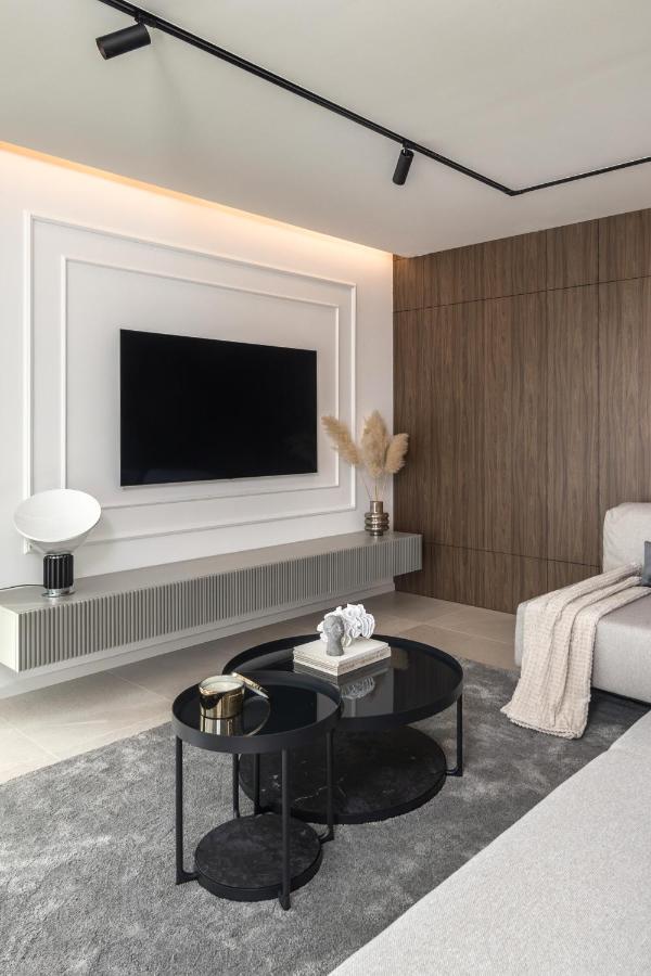 Villa Ameli Apartment With Swimming Pool 里耶卡 外观 照片