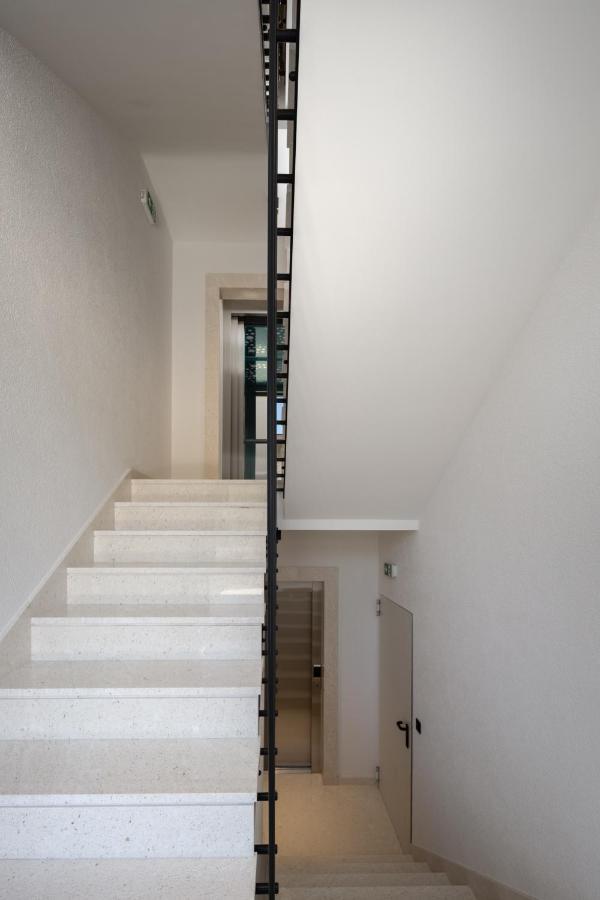 Villa Ameli Apartment With Swimming Pool 里耶卡 外观 照片