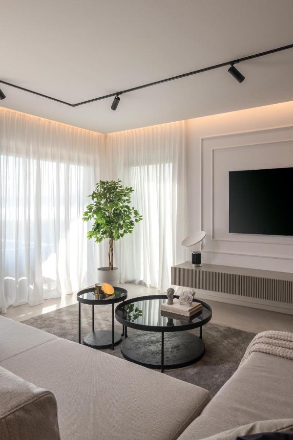Villa Ameli Apartment With Swimming Pool 里耶卡 外观 照片